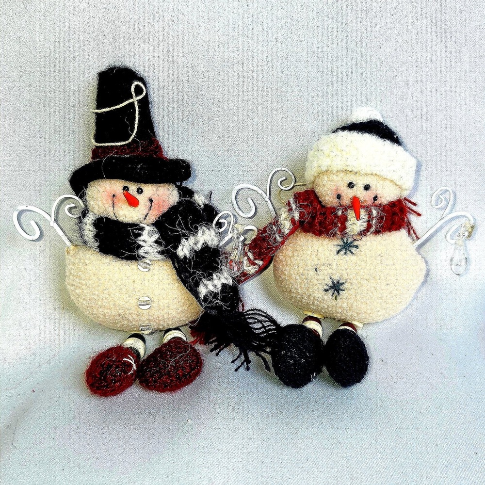 Plush Snowman Figurines Set of 2 Winter Holiday Ormaments Red Black White